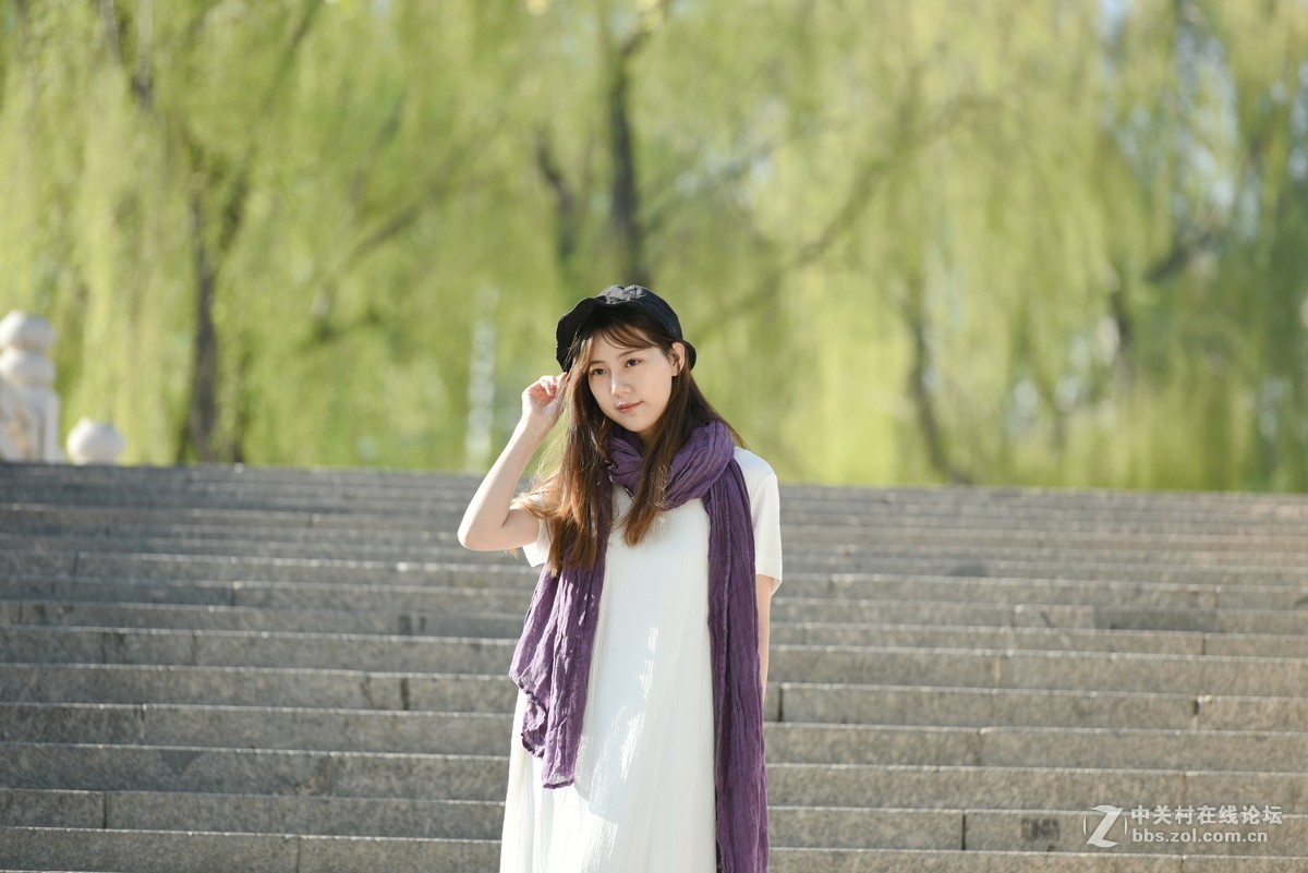 户外美女模特一组