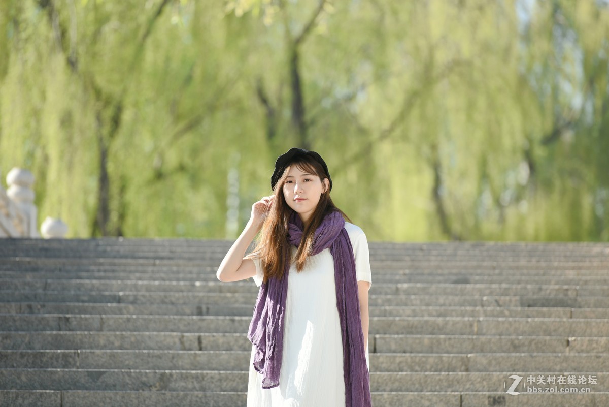 户外美女模特一组