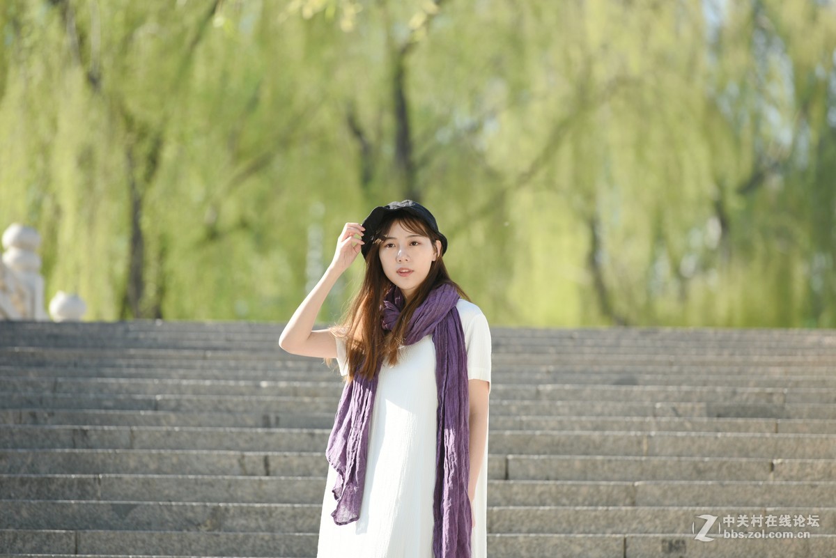 户外美女模特一组