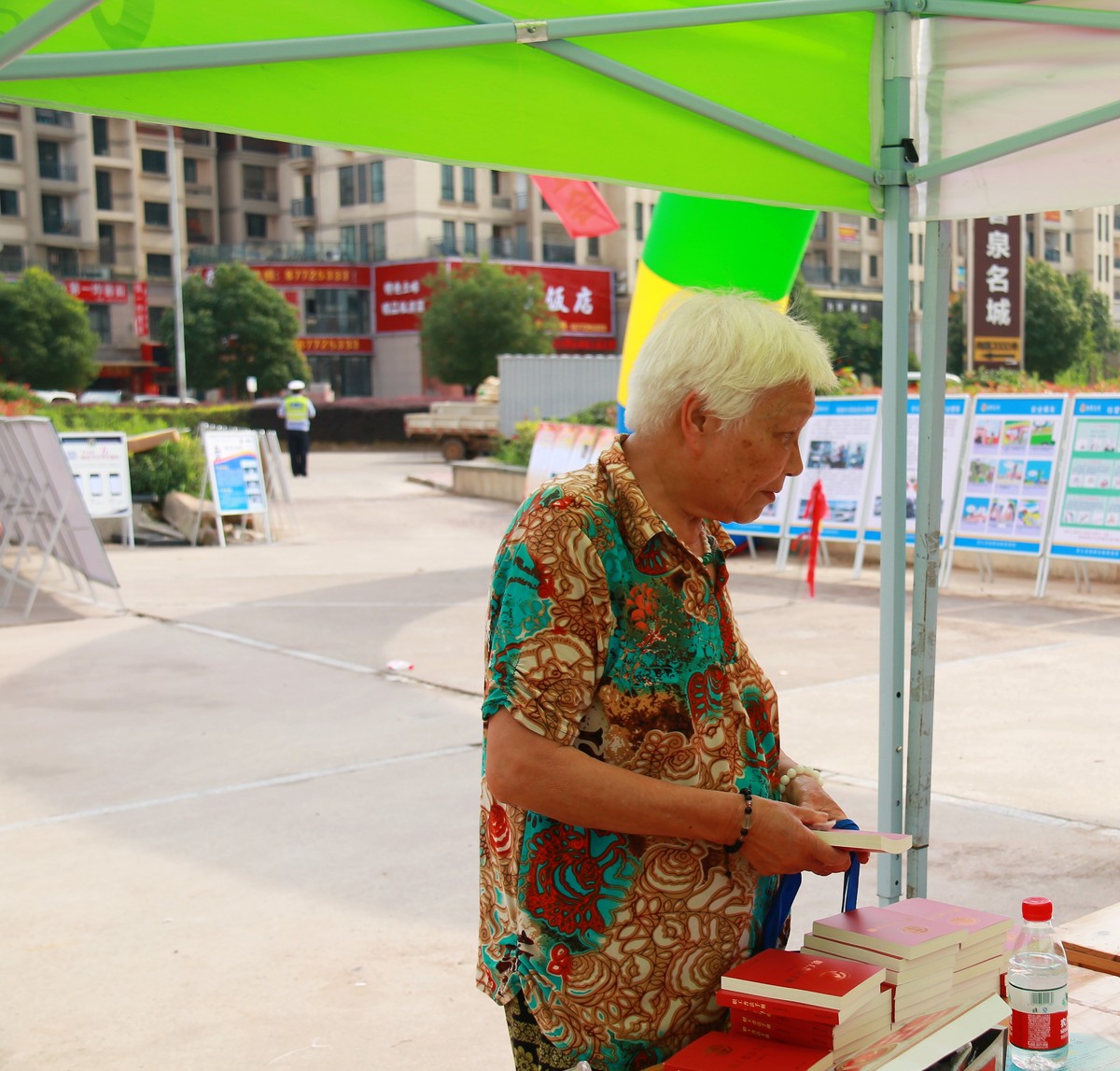 “安全生产宣传月”咨询日活动现场随拍