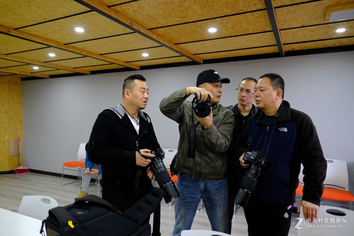 湖南长沙摄影培训中心：富士中画幅彩妆人像拍摄活动!