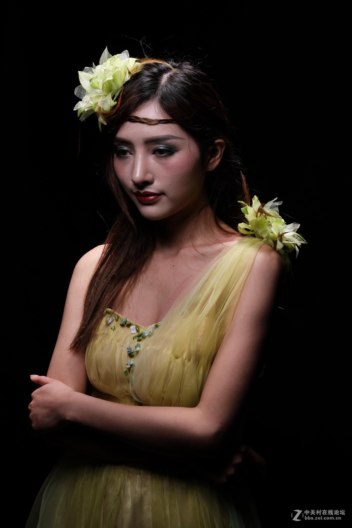 湖南长沙摄影培训中心：富士中画幅彩妆人像拍摄活动!