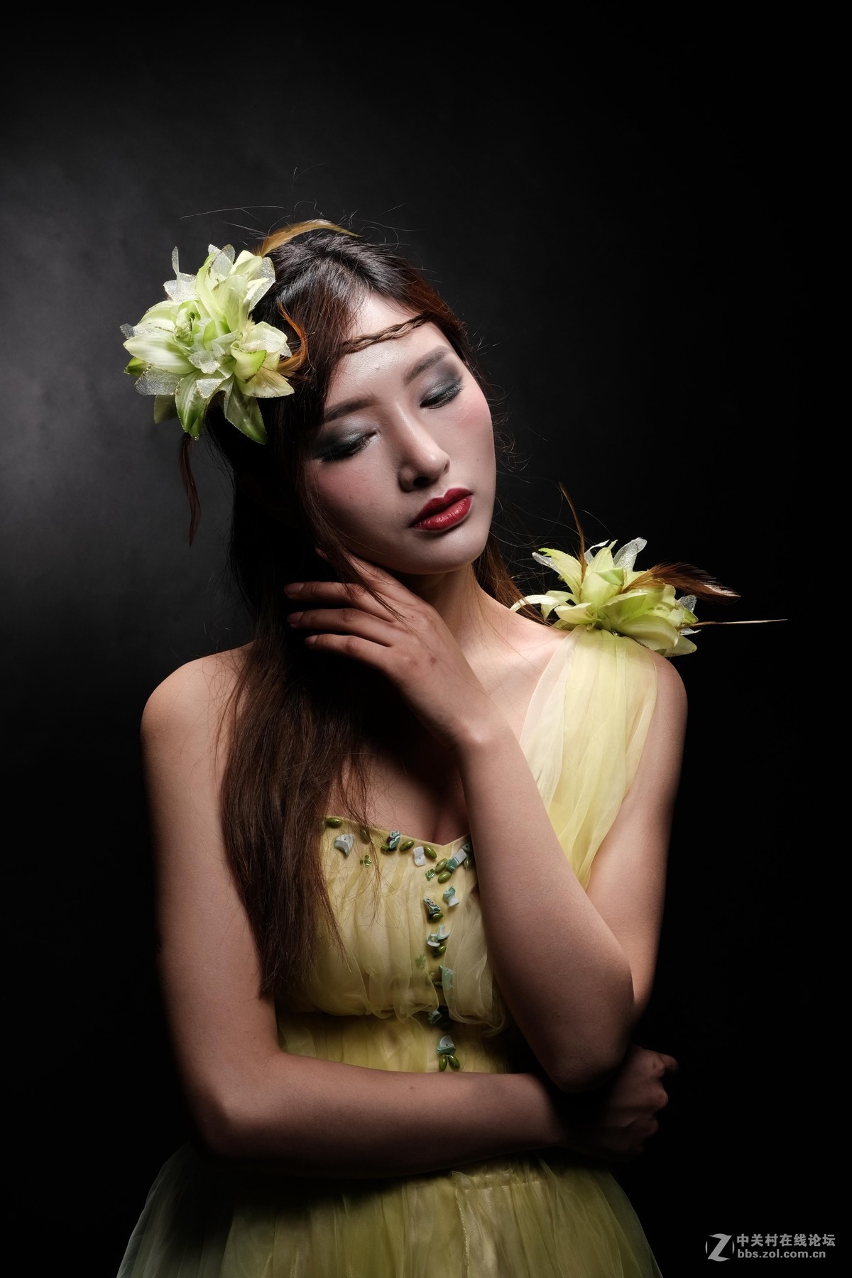 湖南长沙摄影培训中心：富士中画幅彩妆人像拍摄活动!