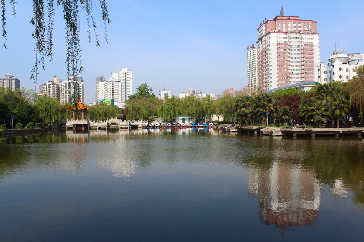 常山衢州东明湖公园图片
