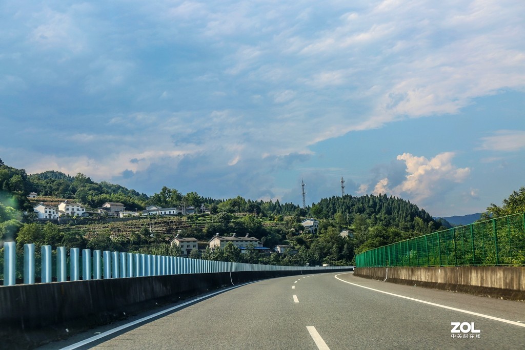 自驾在沪---蓉高速