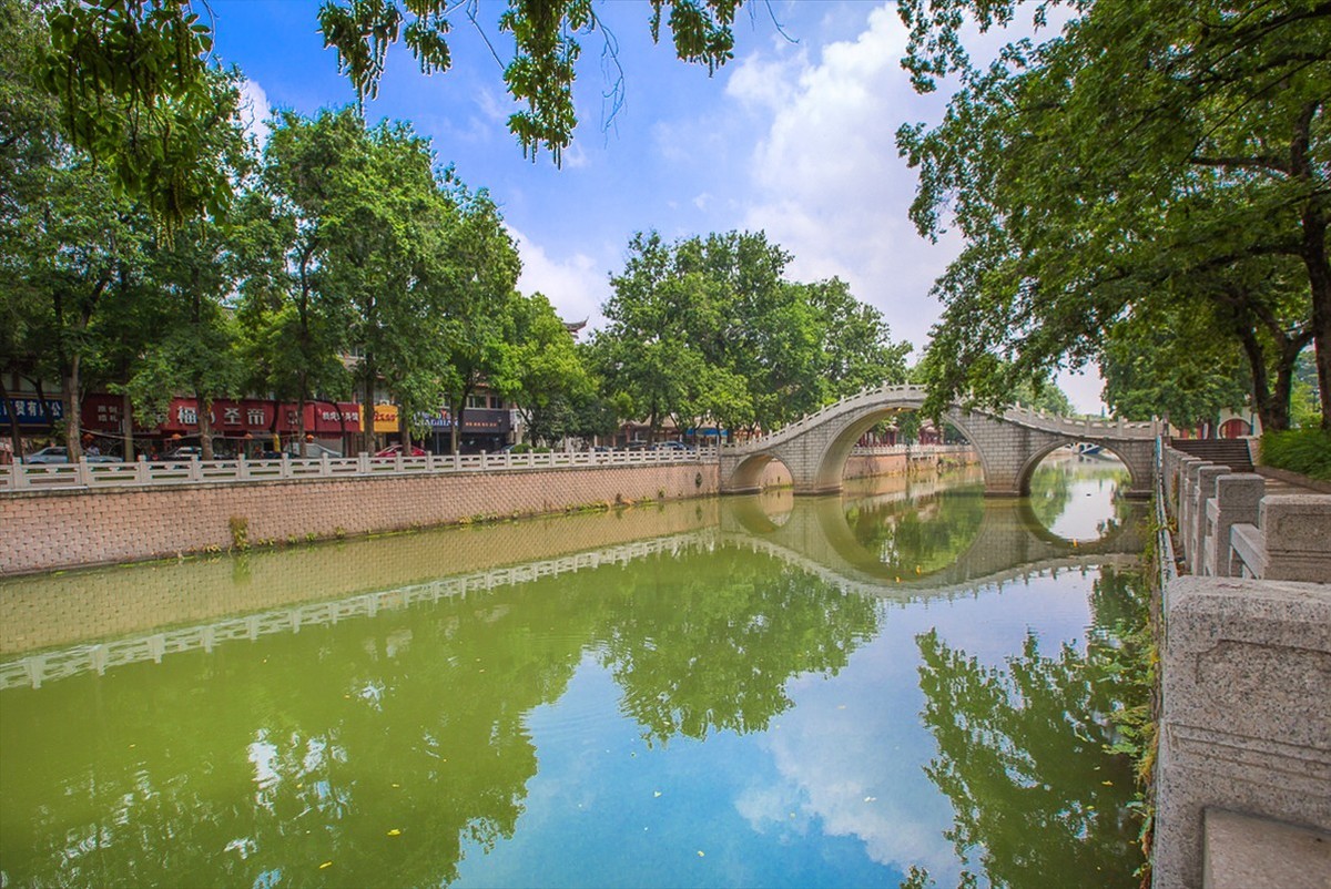 2020-06-04仪征城河景观 带(三)