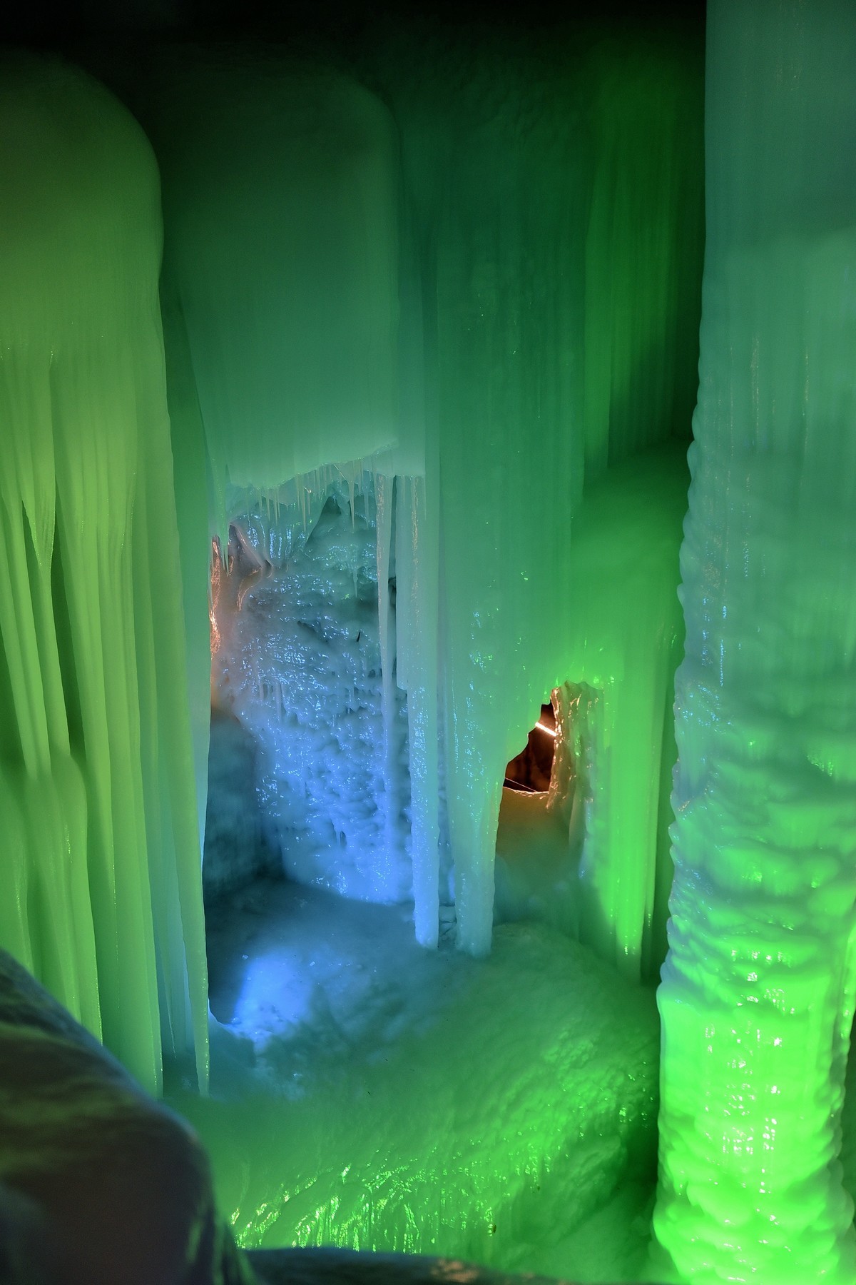 山西宁武县春景洼村