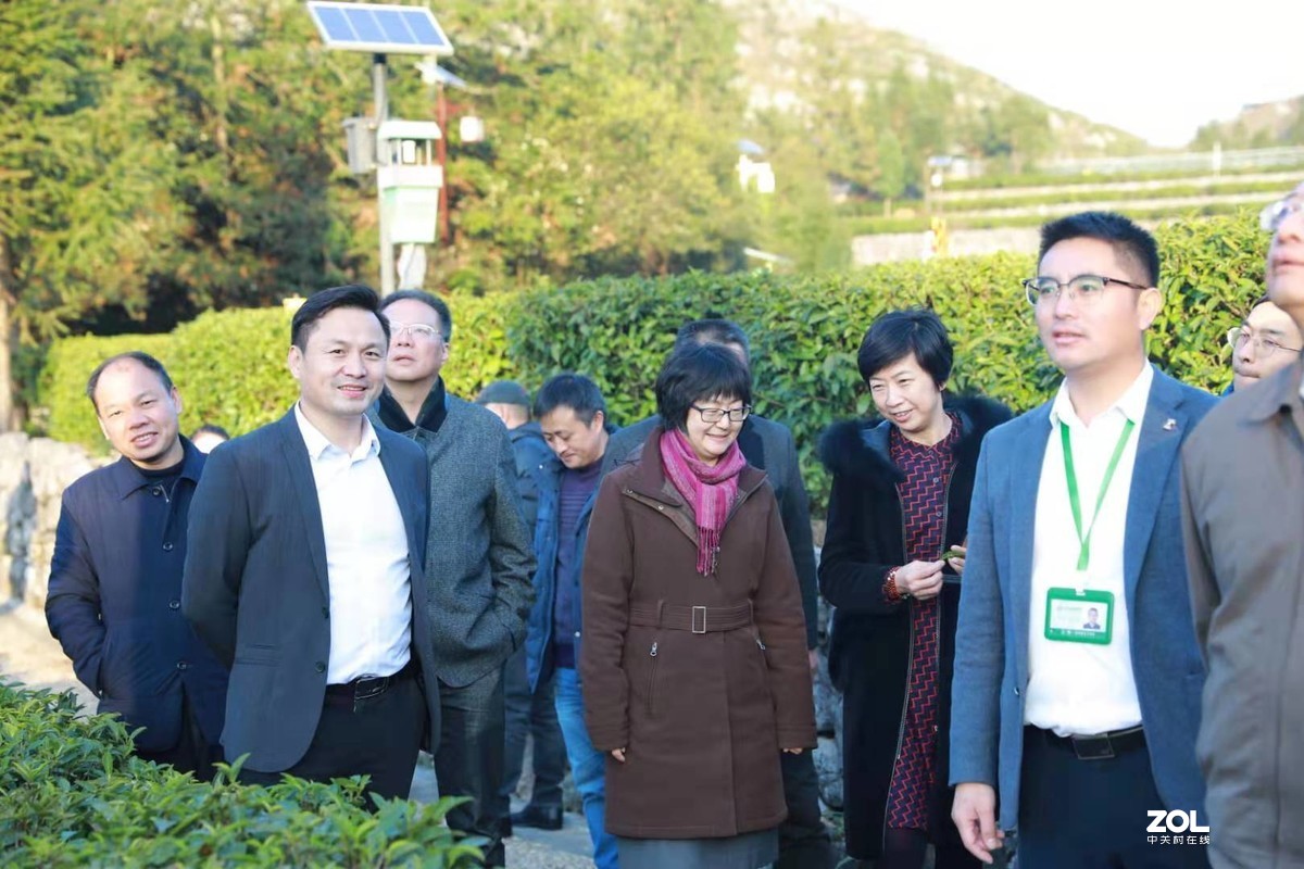 李亮_奋斗的人生才会更精彩