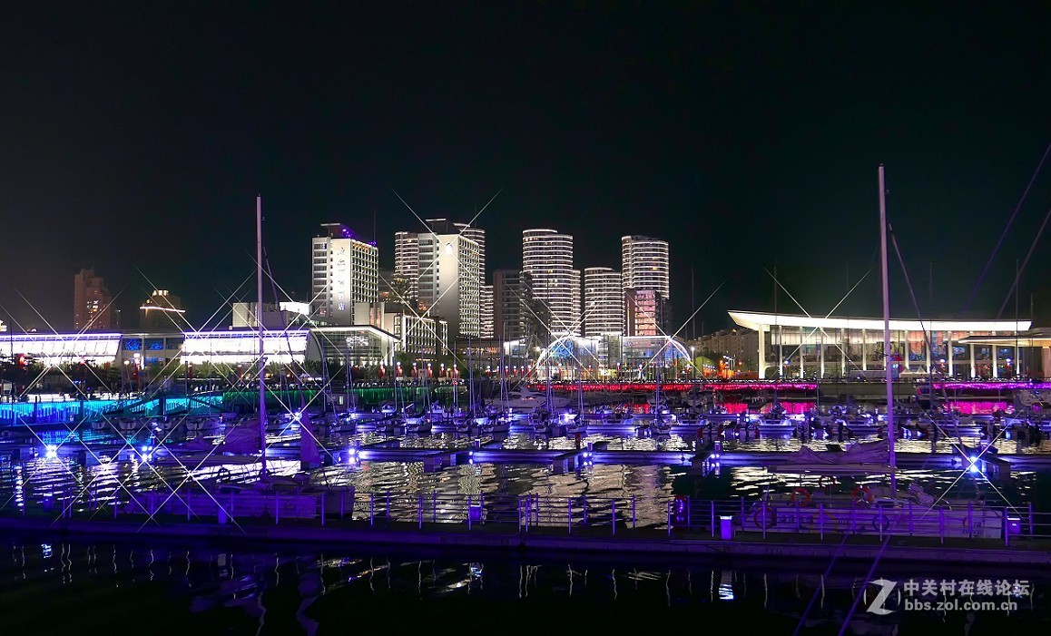 《青岛五四广场夜景》随便说个拍夜景的最佳时机，这点很重要，直接影响到图的美观