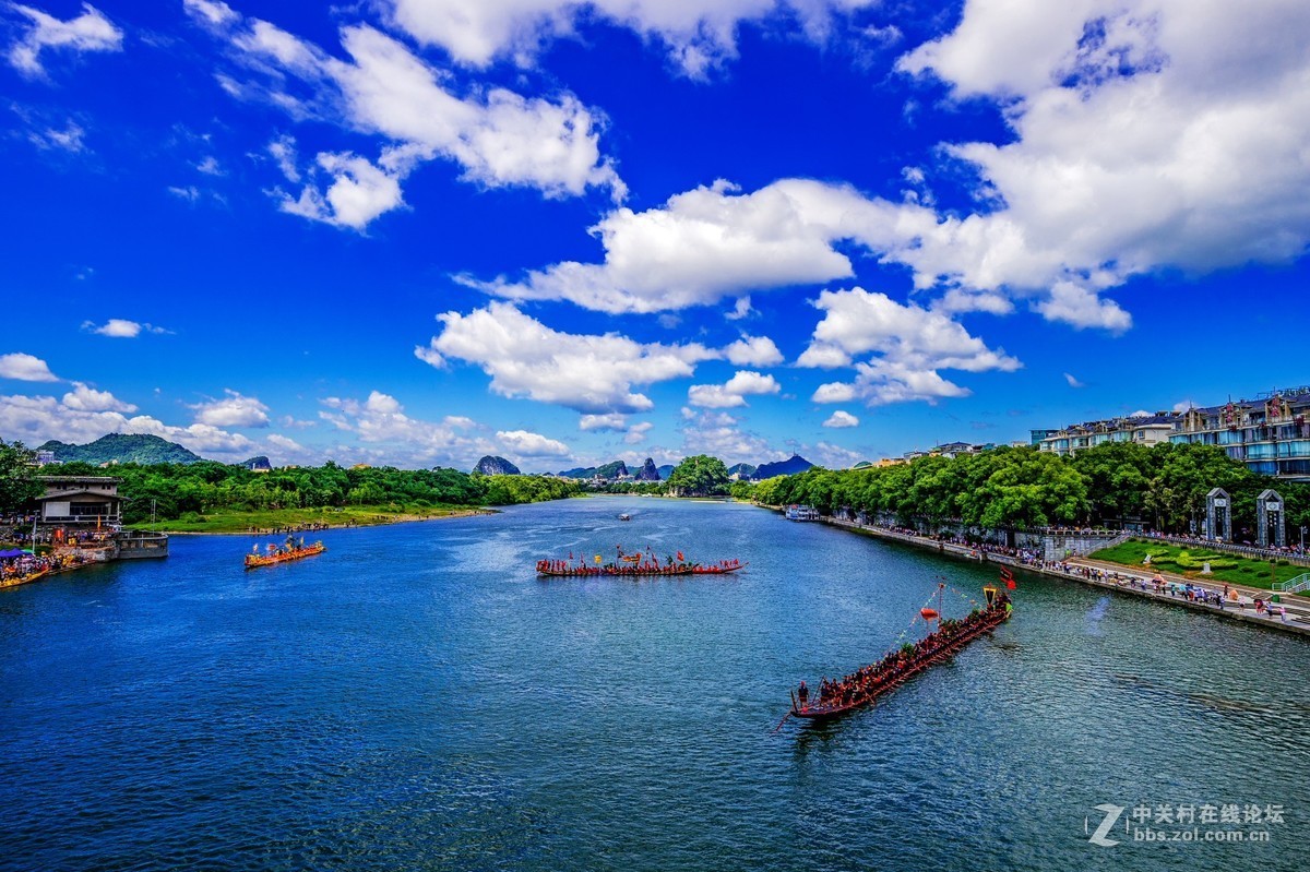 在划龙船的日子里记实拍摄   （2018年）