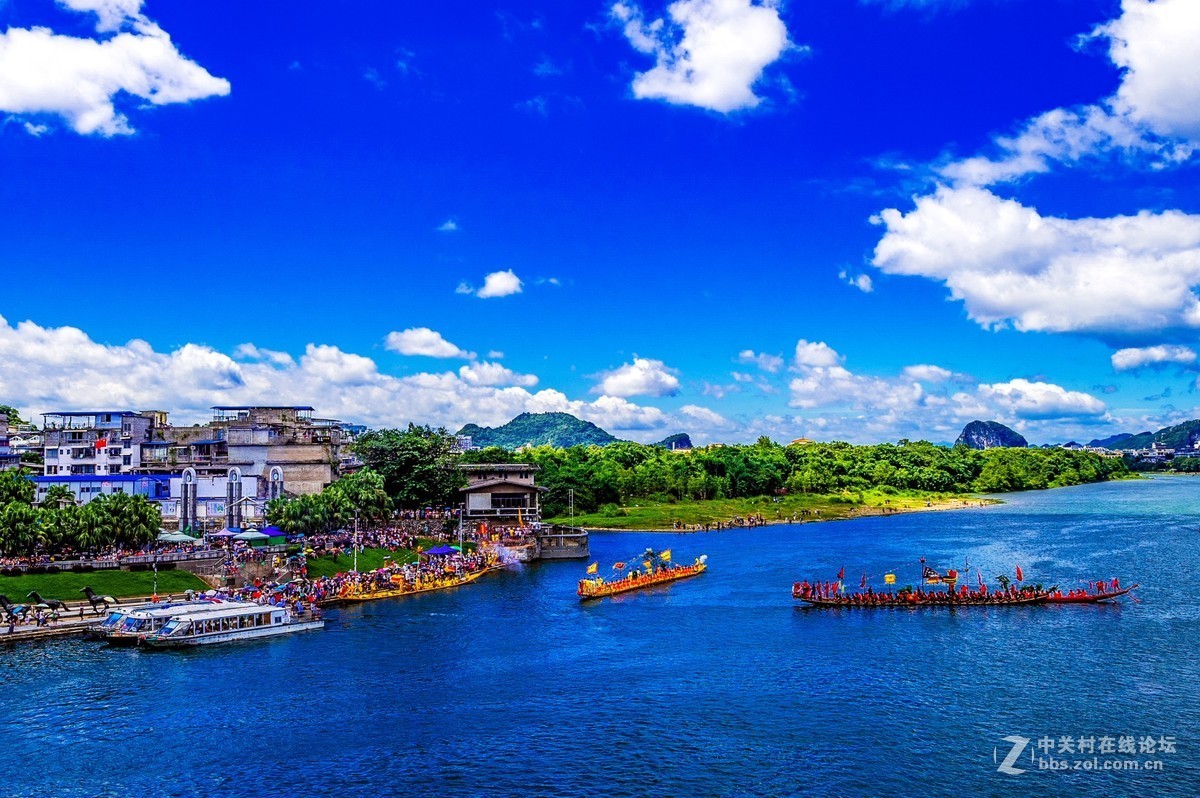 在划龙船的日子里记实拍摄   （2018年）