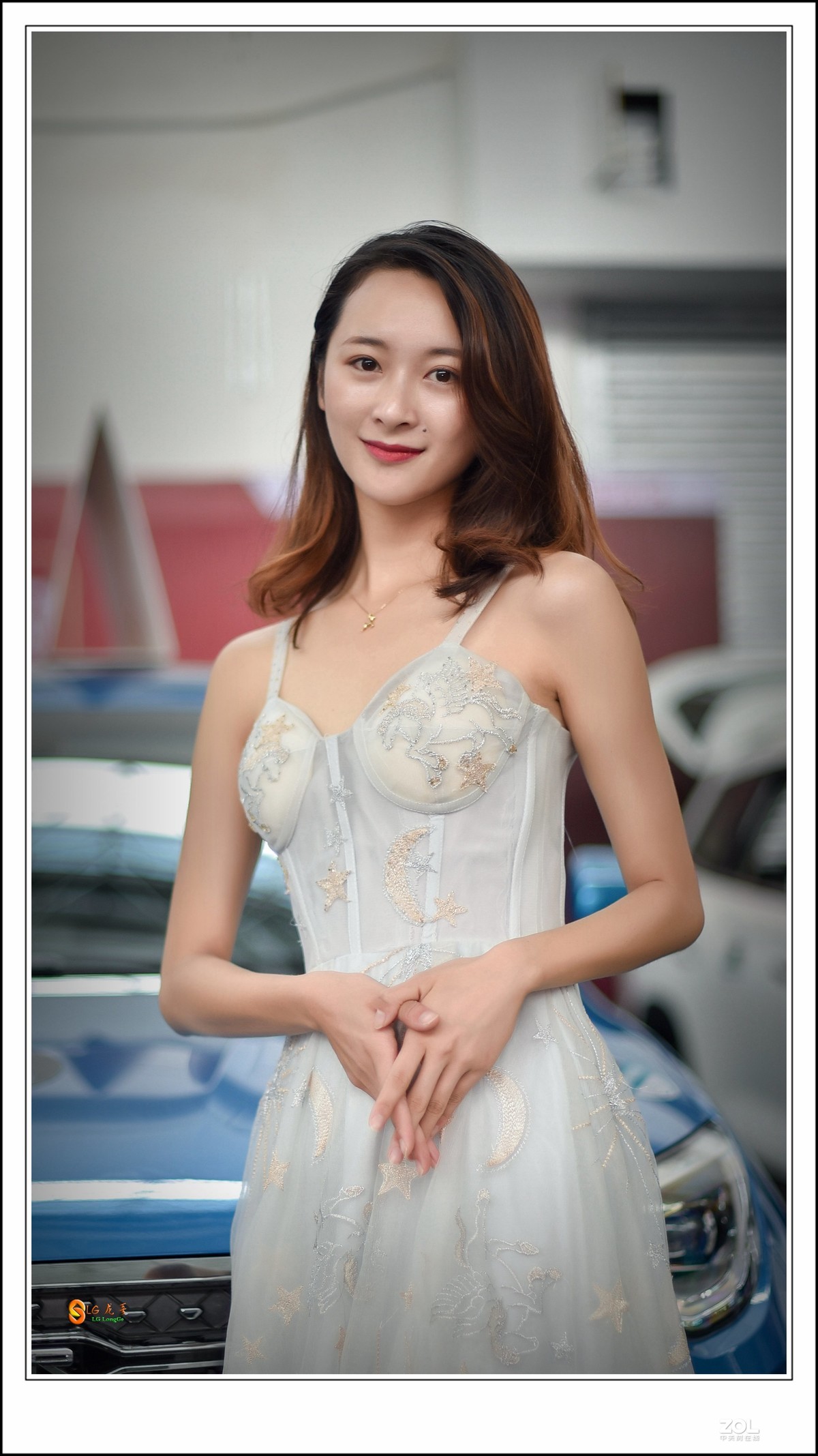 美女模特继续发