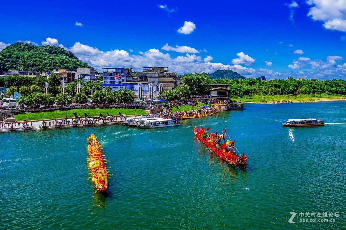 在划龙船的日子里记实拍摄   （2018年）