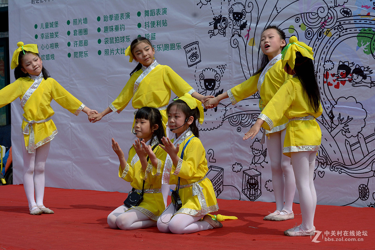小区儿童节舞台表演