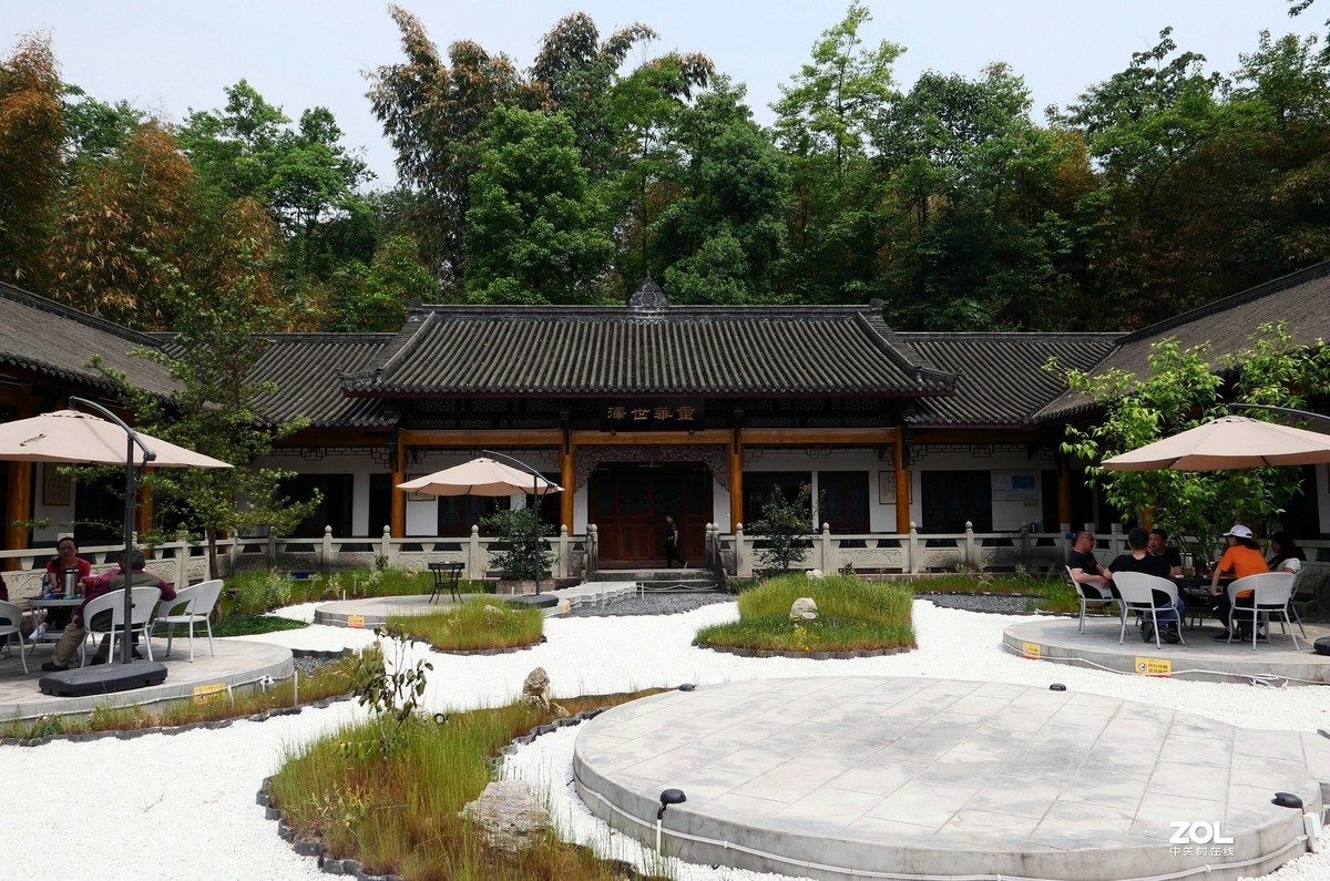 朋友开的青云休闲山庄随手拍几张