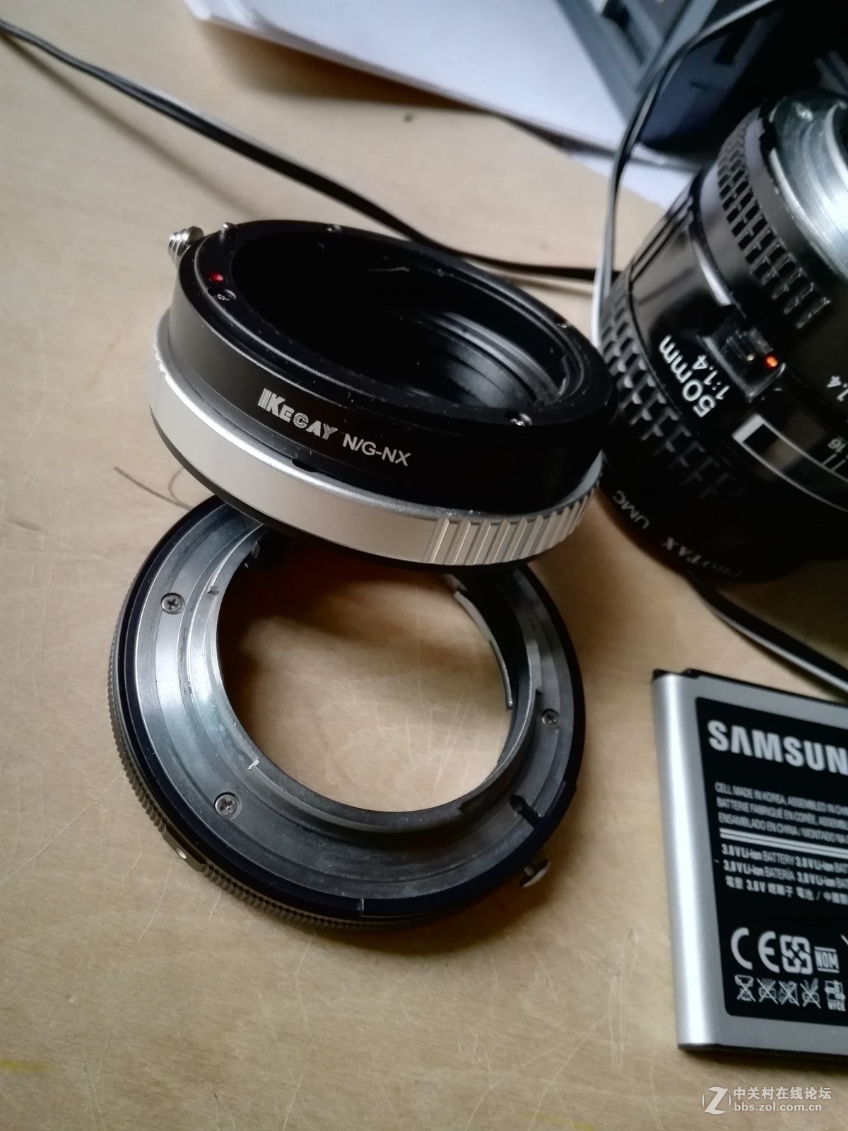 星空体育平台NX3000转接腾龙18-200镜头