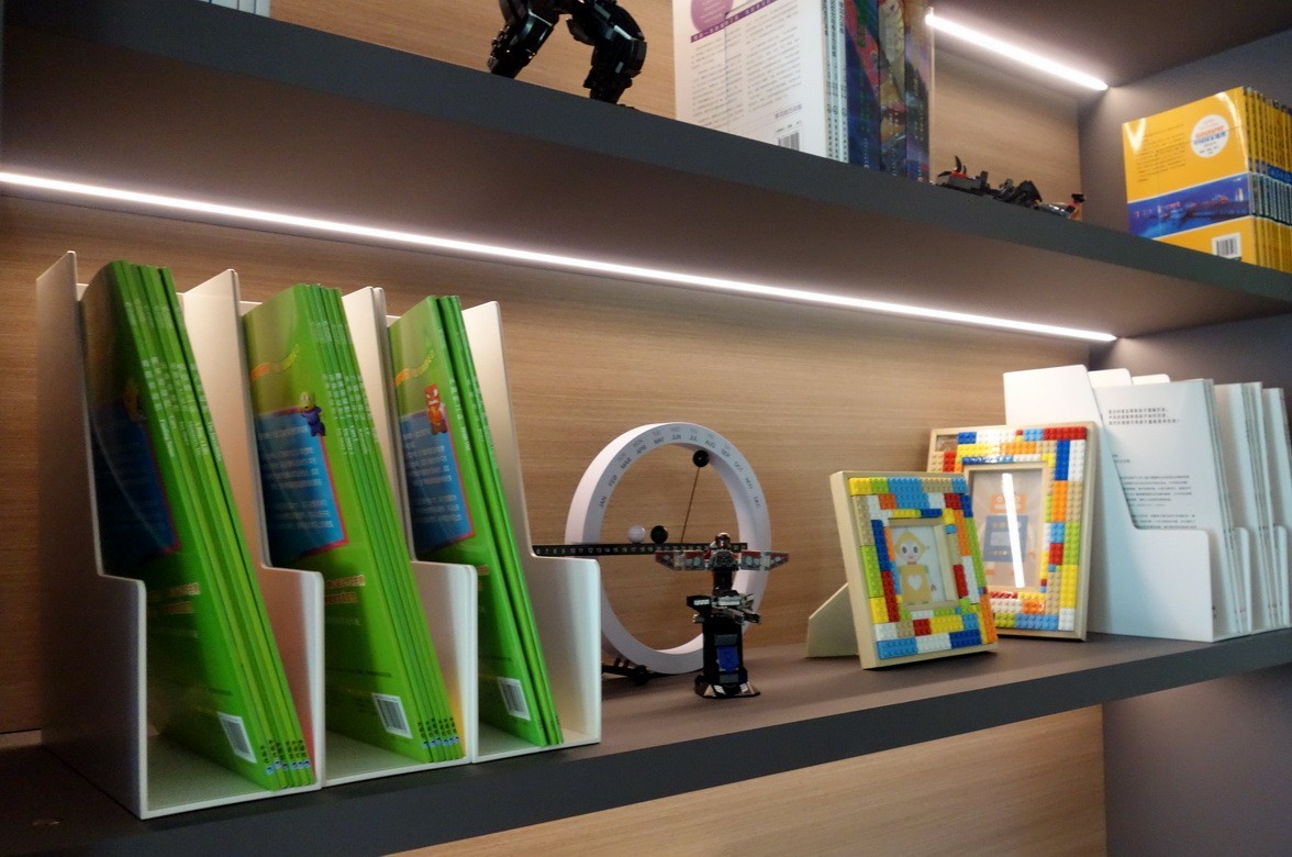 2019-08-25 一南一北看了两个售楼处