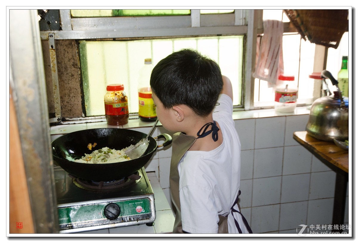 我家小帅----做家务掙钱买玩具