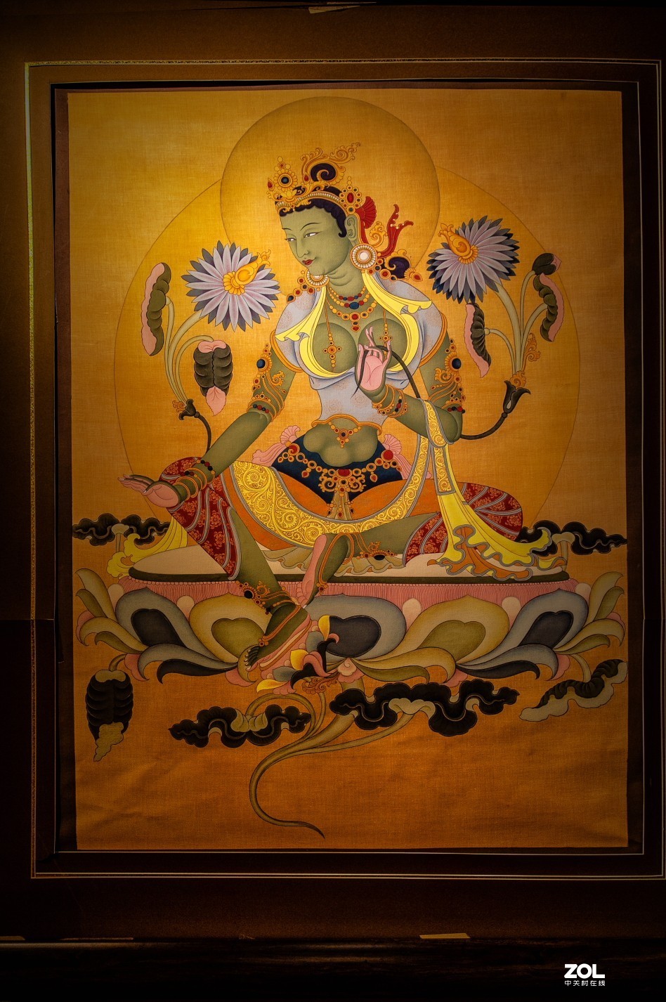 拉萨市罗布林卡公园唐卡拍摄