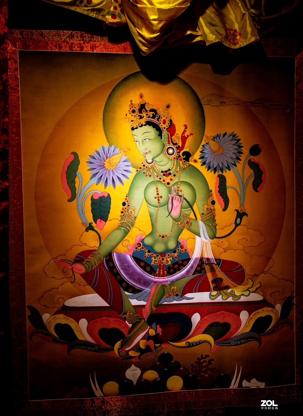 拉萨市罗布林卡公园唐卡拍摄