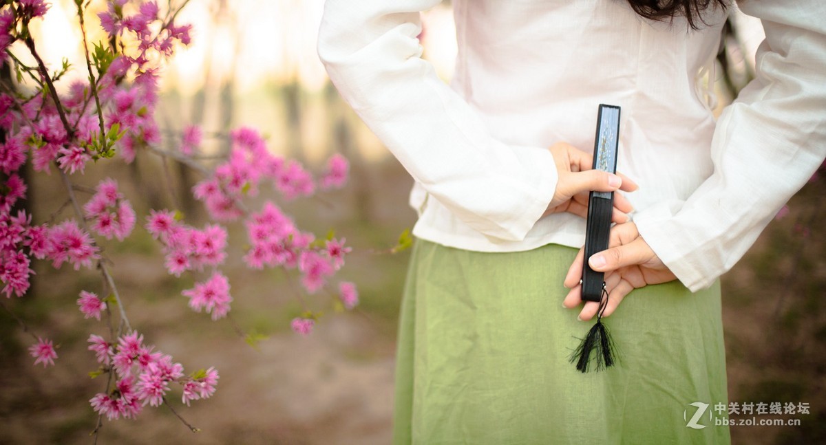【半路映像】人面花红