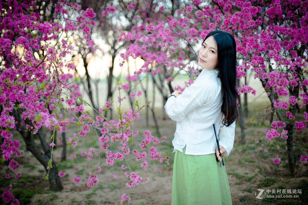 【半路映像】人面花红