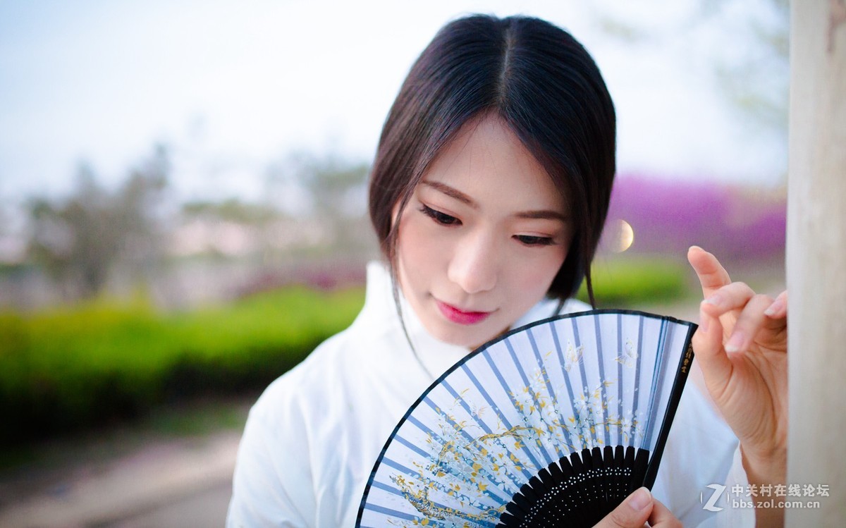 【半路映像】人面花红