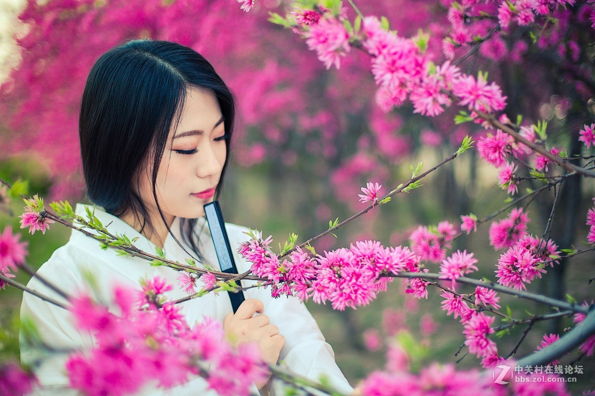 【半路映像】人面花红