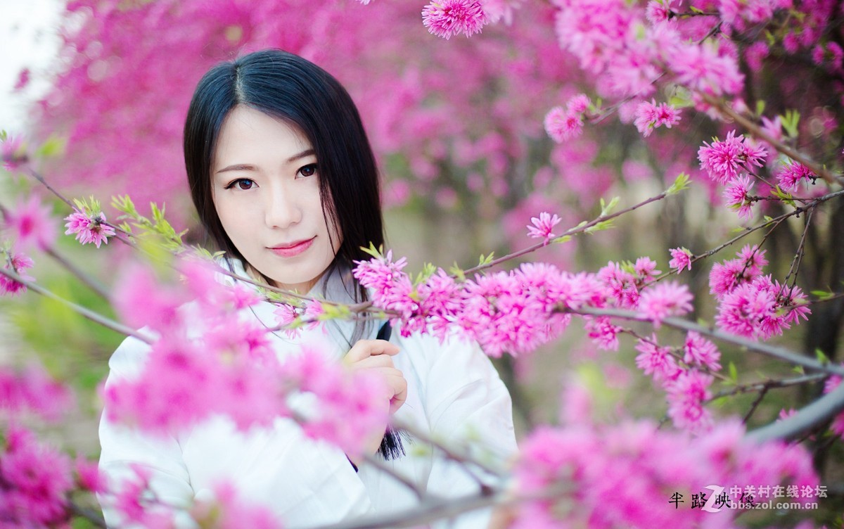 【半路映像】人面花红