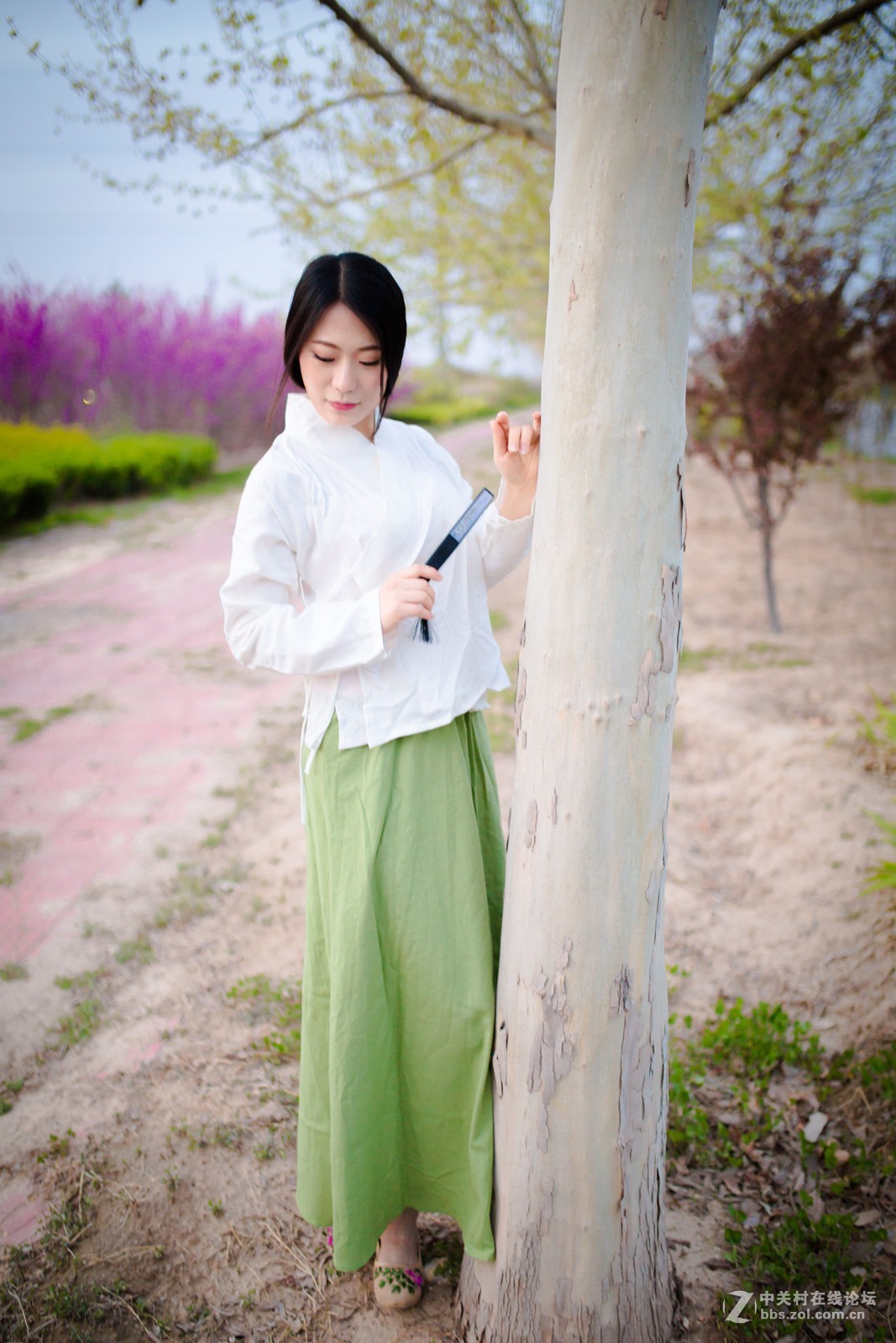 【半路映像】人面花红