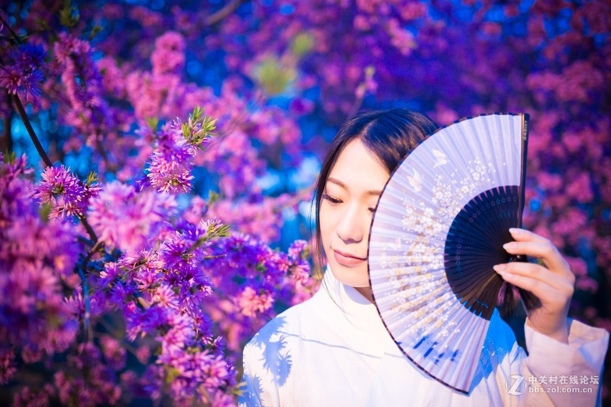 【半路映像】人面花红