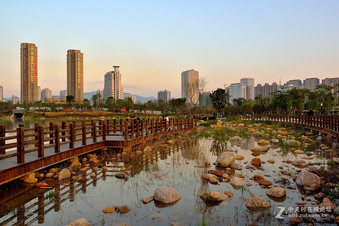 龍津湖公園