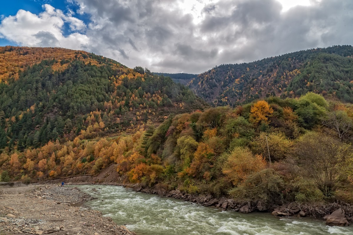 川西风光马尔康梦笔山