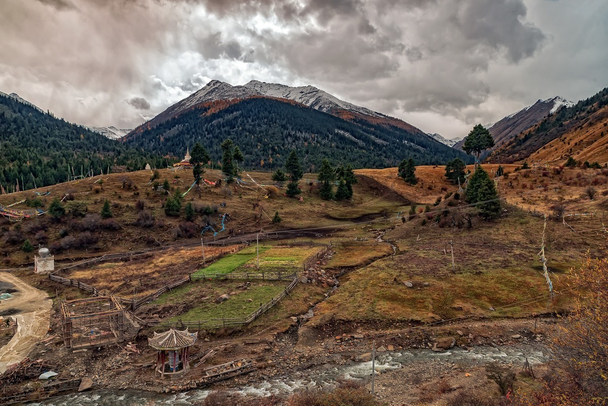 川西风光马尔康梦笔山