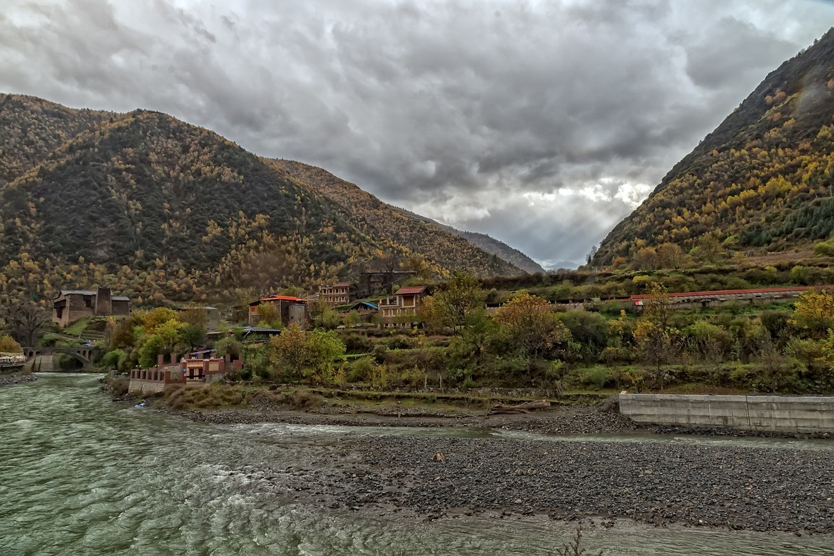 川西风光马尔康梦笔山