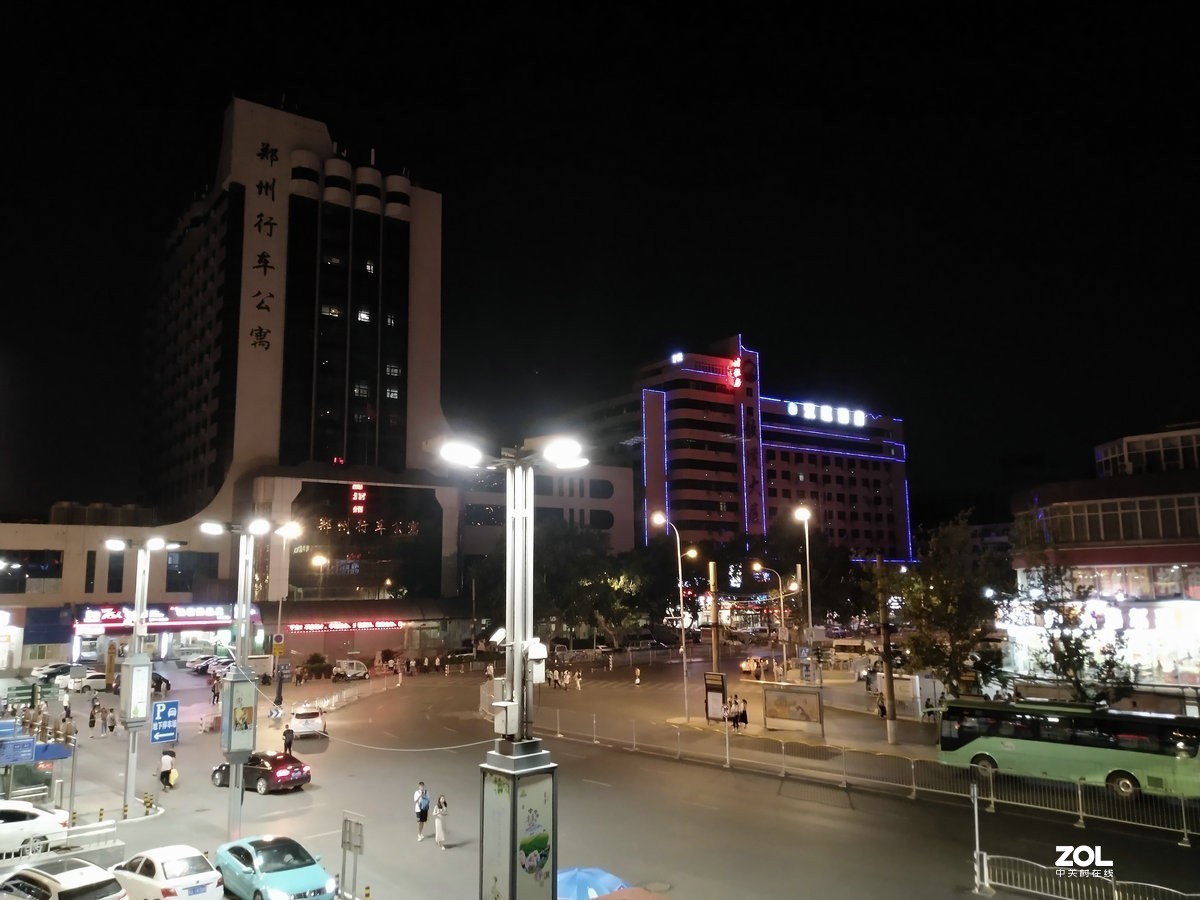 2019夏 京津鲁豫之旅（23）夜色下的郑州站