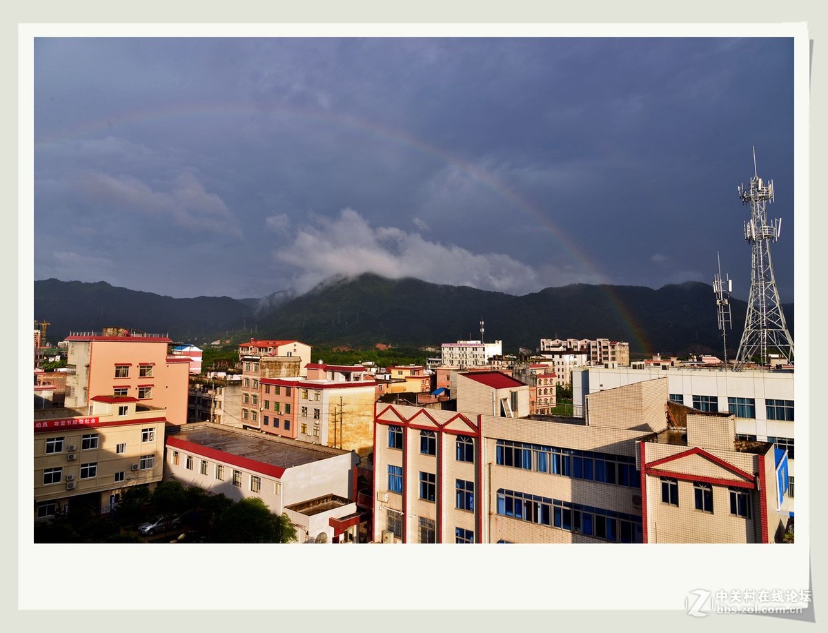 雨后彩虹（窗口照片）