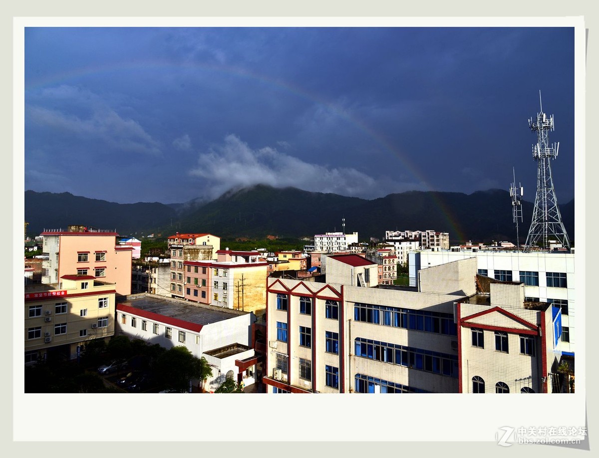 雨后彩虹（窗口照片）
