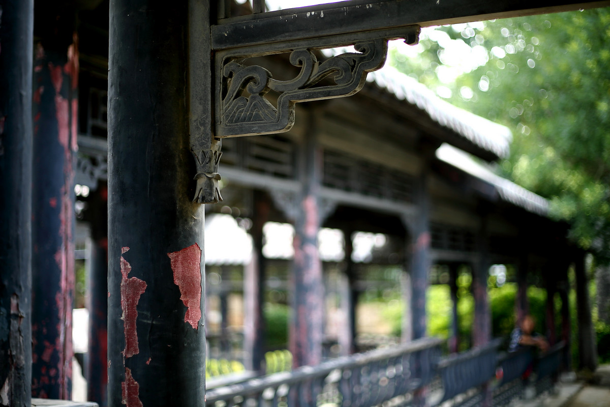 感觉小痰盂的氛围感