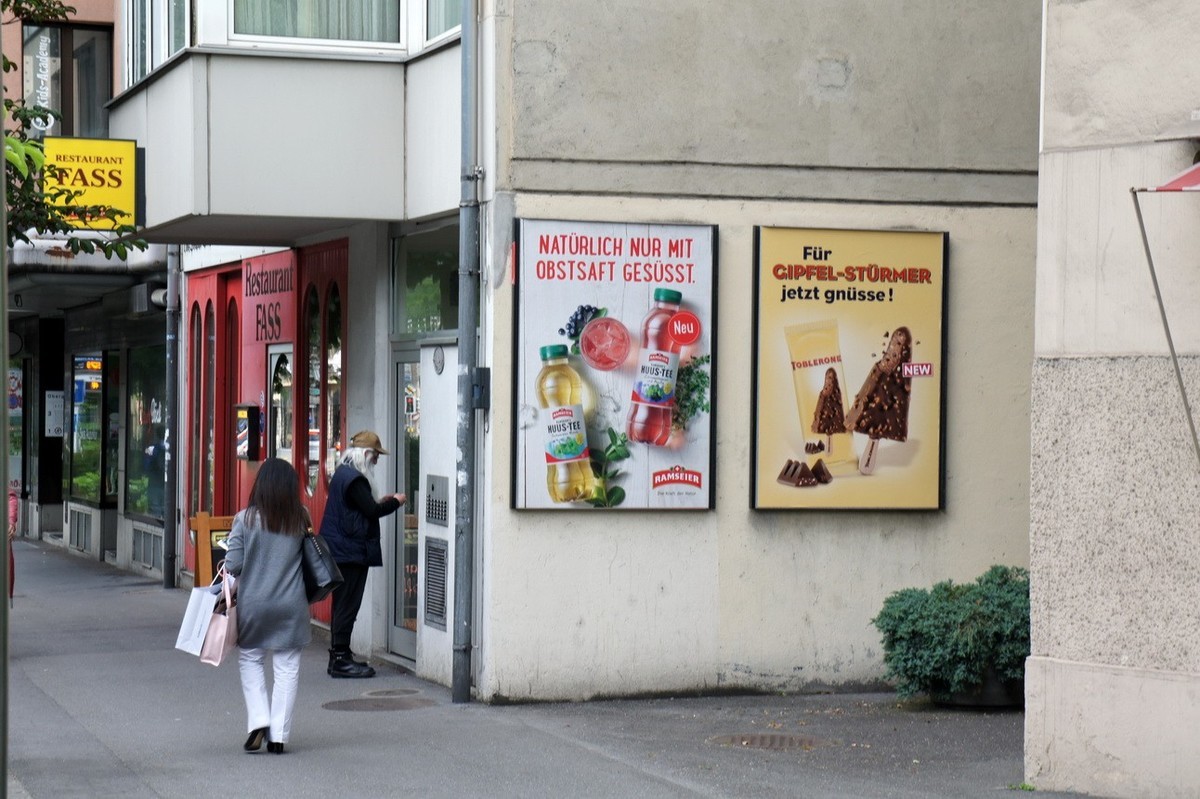 2019-06-06 瑞士旅行： Luzern火车站后面真实的街道