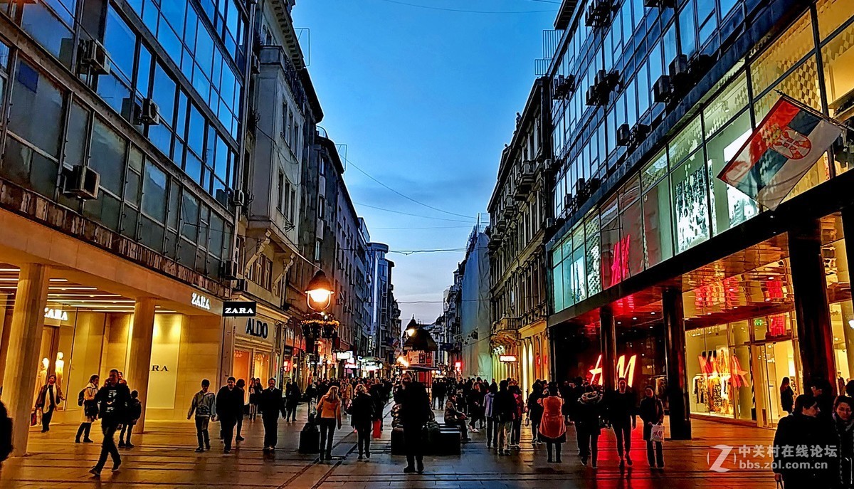 塞尔维亚 ------ 贝尔格莱德 : 米哈伊洛大街