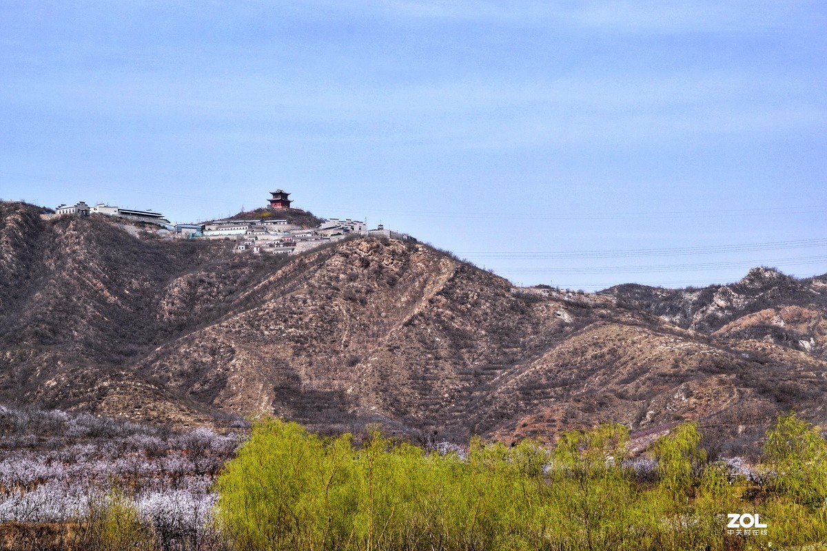 五峰山下春意浓！