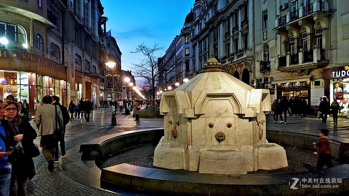 塞尔维亚 ------ 贝尔格莱德 : 米哈伊洛大街