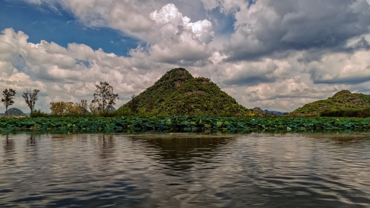 云南文山州丘北普者黑湿地