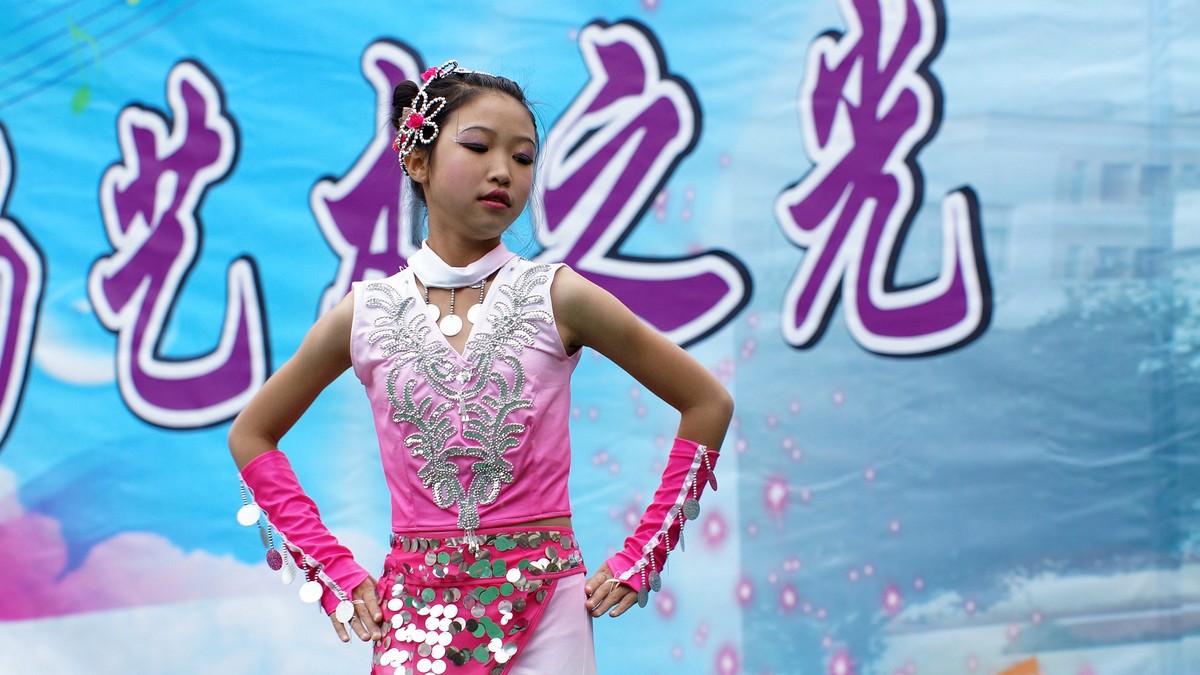 校园内文艺演出