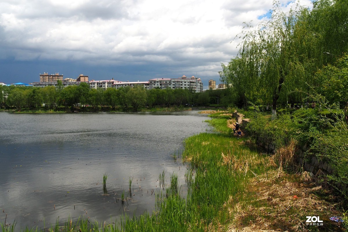 公园小景——山雨欲来（三）
