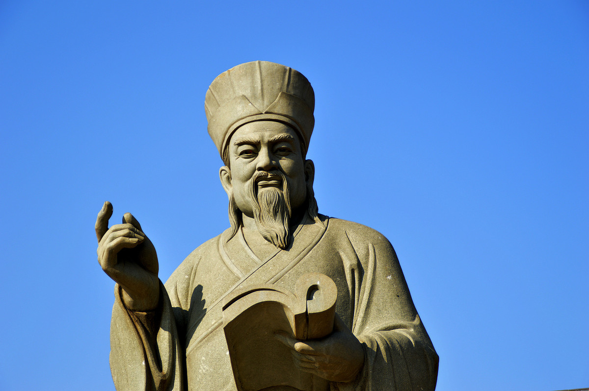 朱熹的塑像