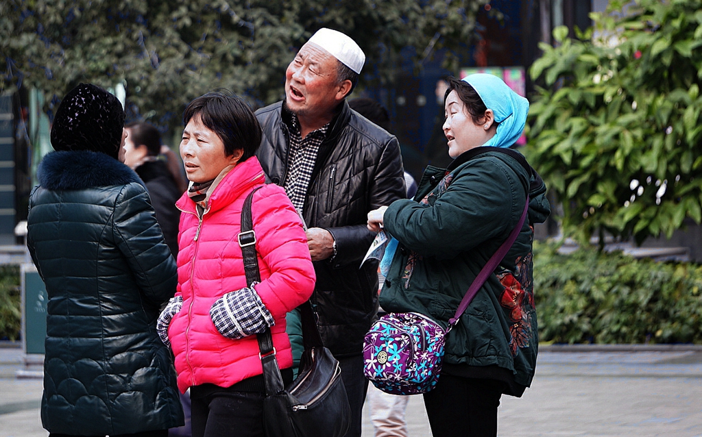 走街抓拍几片，凑热闹