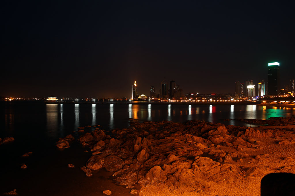 冬日【青岛湾】随拍，祝【松原星空(中国)各位版主好友】新年健康快乐。