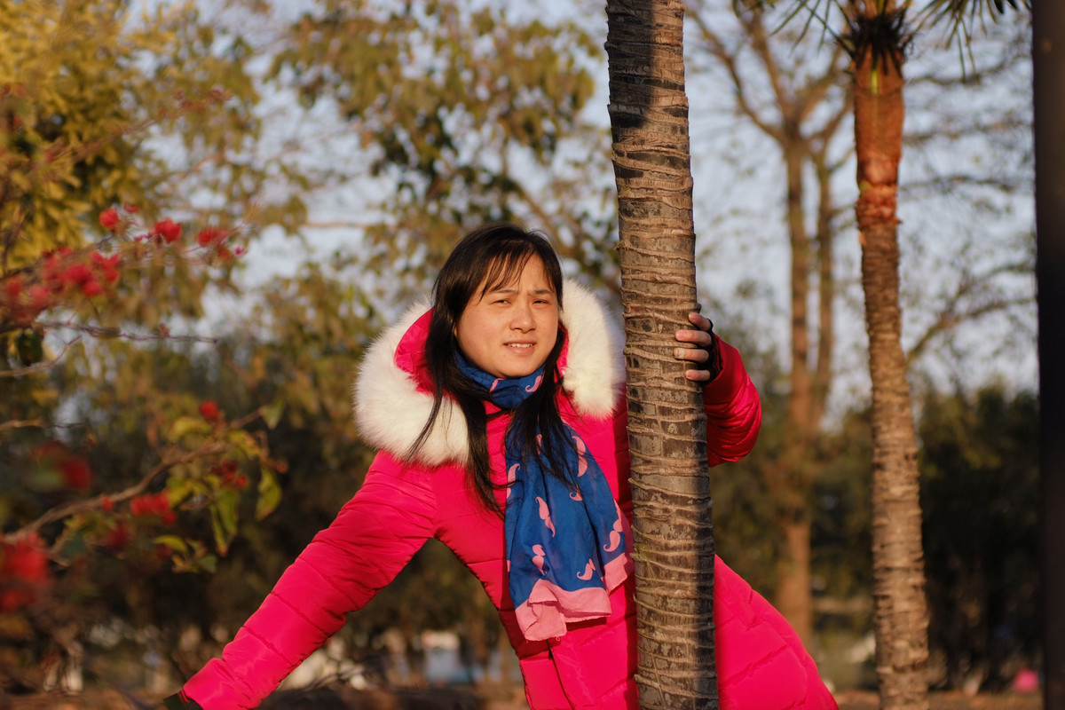 元旦公园拍媳妇